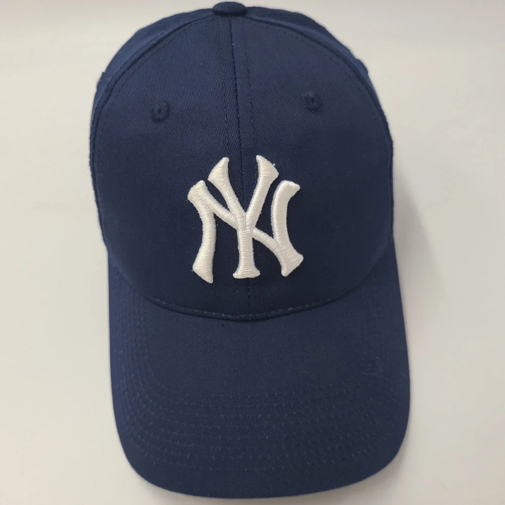 Youth New York Yankees Hat Adjustable Outdoor Cap Blue White MLB Baseball Logo